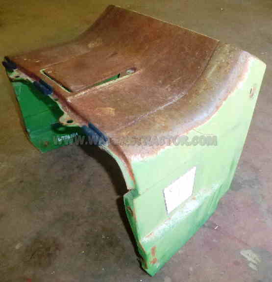Oliver White Mpl Mol Cowl