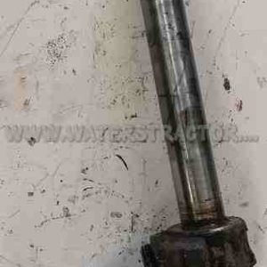 Massey Ferguson Spindle Assy, Right