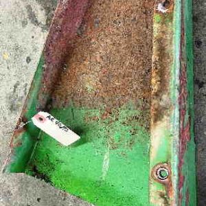 John Deere Cover, Control