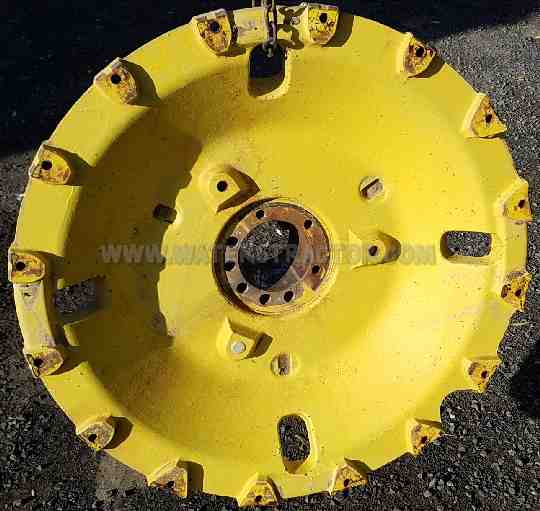 John Deere Cast Wheel Center