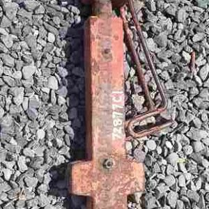 Case IH Internationa Leveling Screw Assy