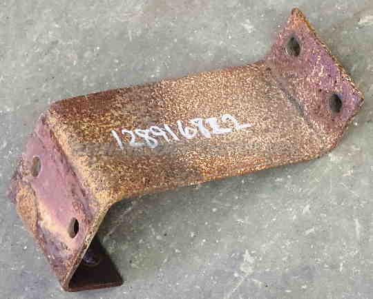 Case IH Internationa Bracket, Muffler Support