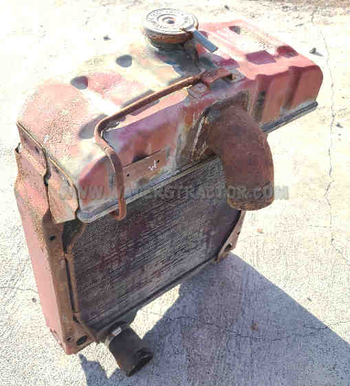Case IH Internationa Radiator